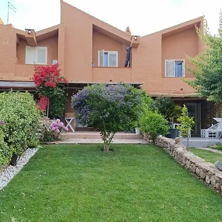 Casa de Férias Nautilus, In Front Of Tavolara Island *